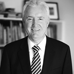 Stephen Manallack